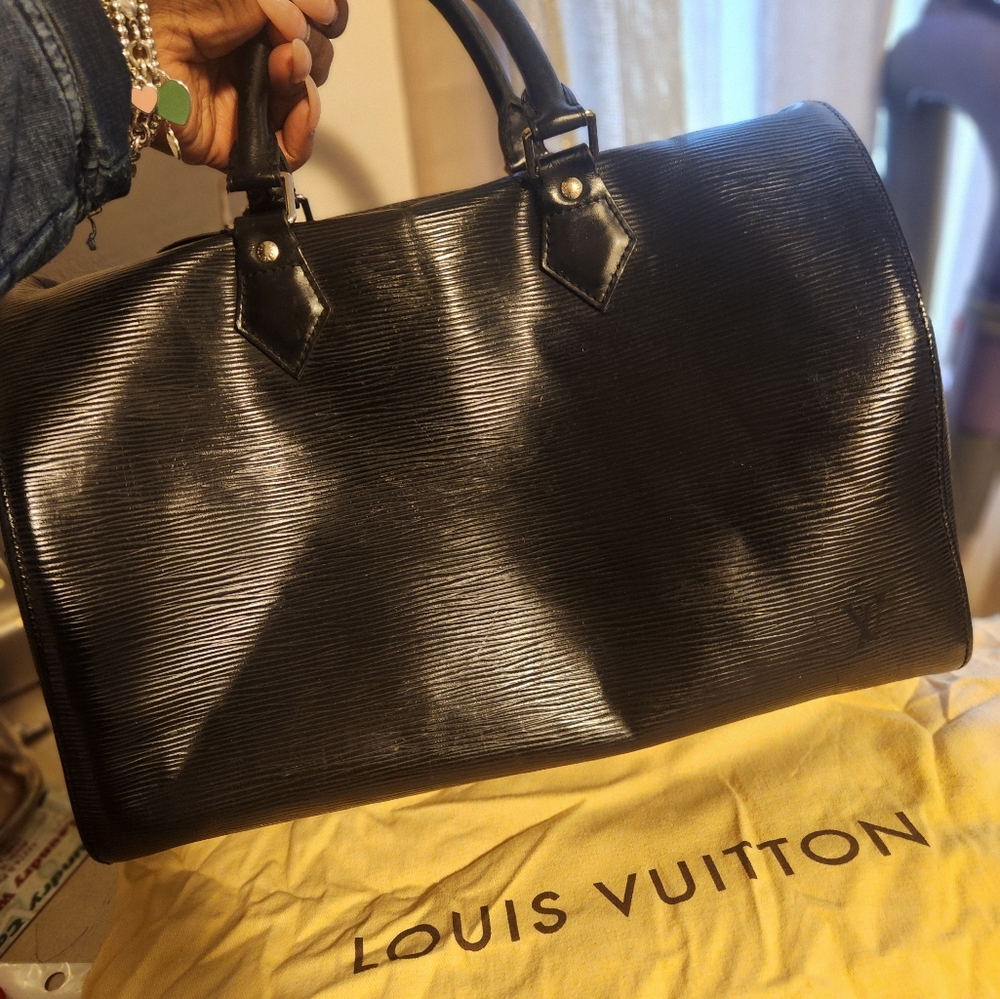 Speedy 30 Epi Noir